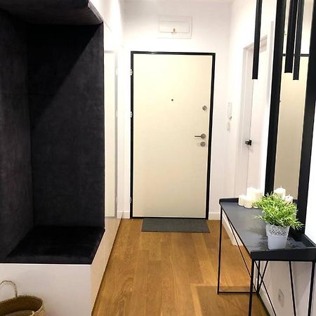Apartaments Airport Okecie Premium Warsaw Luaran gambar