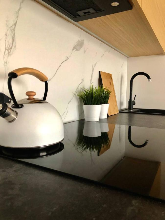 Apartaments Airport Okecie Premium Warsaw Luaran gambar